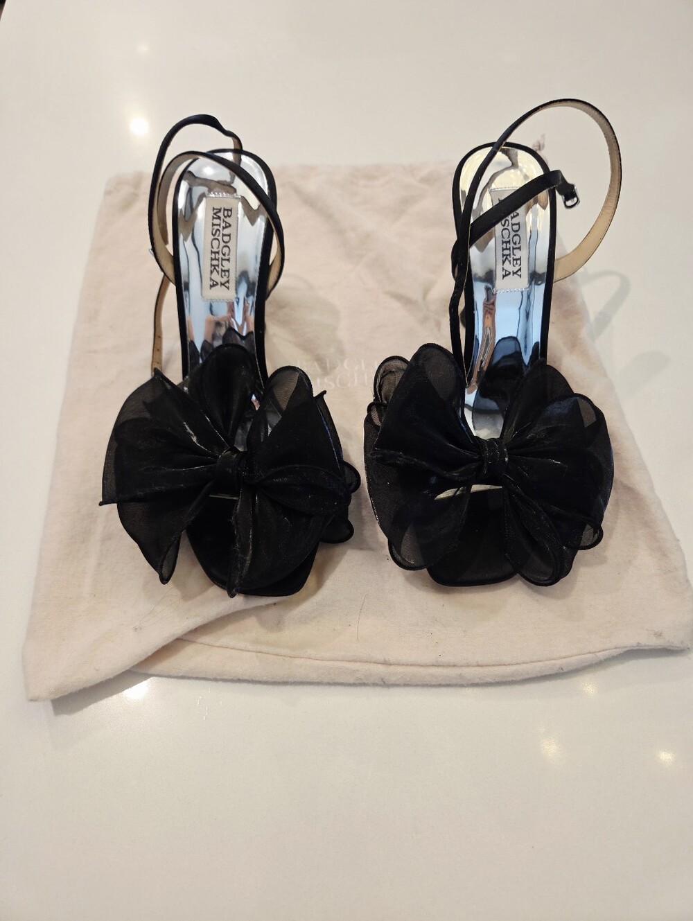 Badgley Mischka Black Floral Bow Slingback Pumps